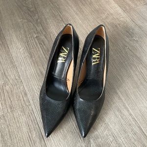 Zara heels size 40 (8.5) worn once